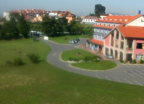 Hotel Cristina Norena Bagian luar foto