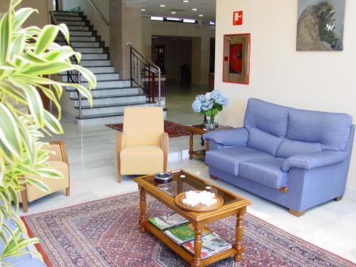 Hotel Cristina Norena Bagian luar foto